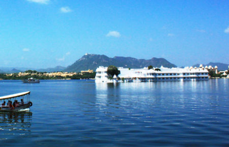 Udaipur Pushkar Tour with Taj