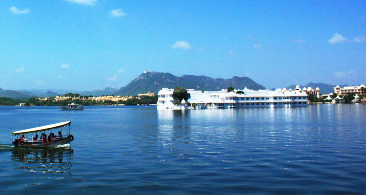 Udaipur Pushkar Tour with Taj