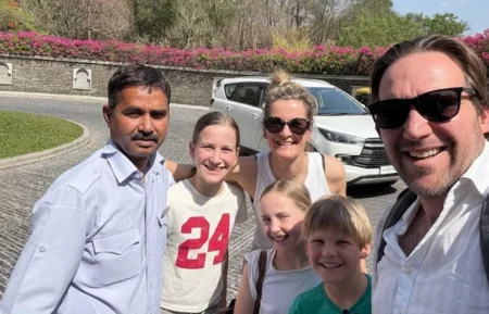 Private Car and Driver Hire in Delhi: Your Easy Guide to Safe and Fun Travel